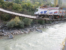 Kamyon şoförünün geçtiği yere bak