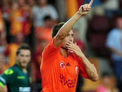 Kewell başarının adresini gösterdi